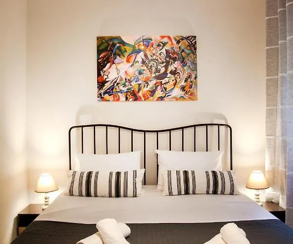 Kamares Loft *